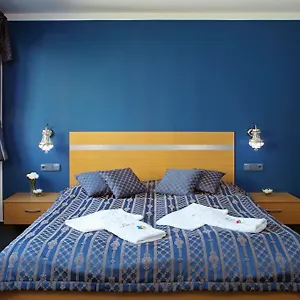 hotel-u-karla.praguehotelsweb.com/
